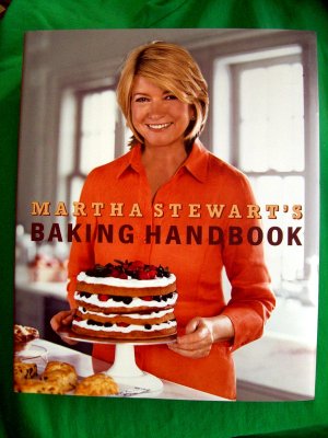 Martha Stewart's Baking Handbook HCDJ Baker Cookbook 1st Edition / 1st Printing