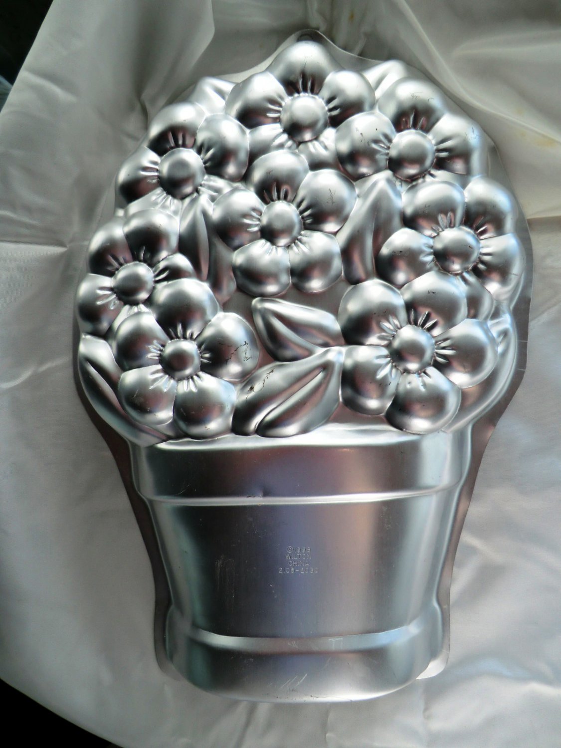Wilton Cake Pan FLOWER POT Birthday Anniversary 21052030 Vintage 1998