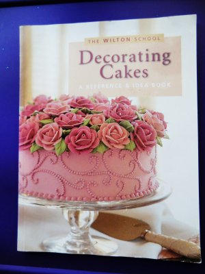 Wilton School Decorating Cakes Reference Idea Instruction Book