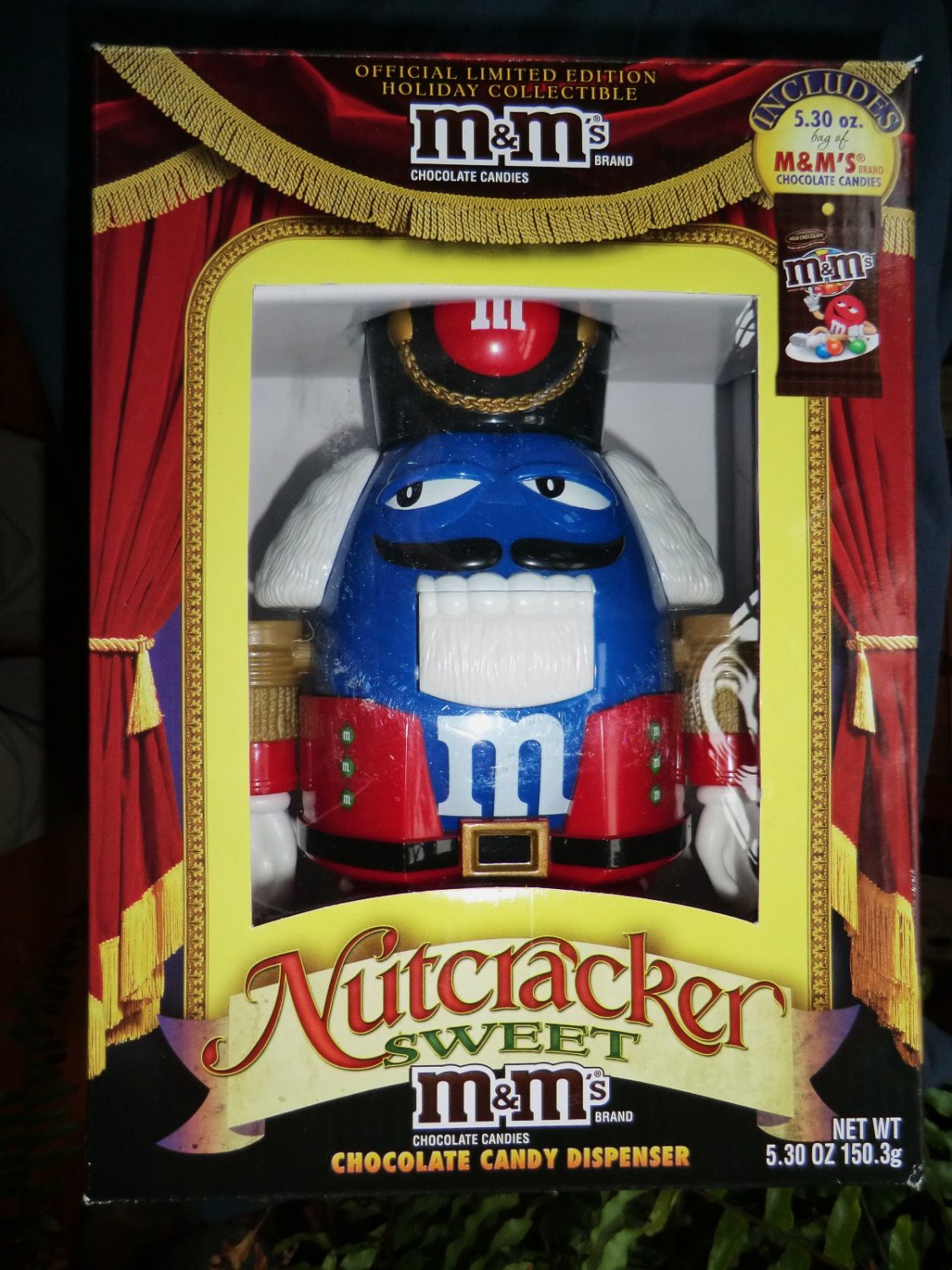 Rare 2011 M&Ms M&M's Nutcracker Candy Dispenser VARIANT Red & Blue