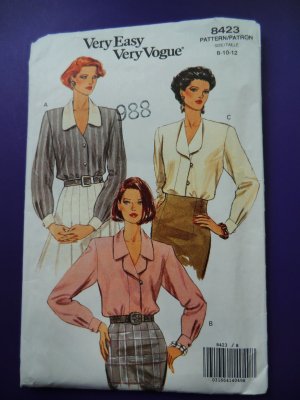 Vogue Pattern # 8423 UNCUT Misses Blouse Size 8 10 12