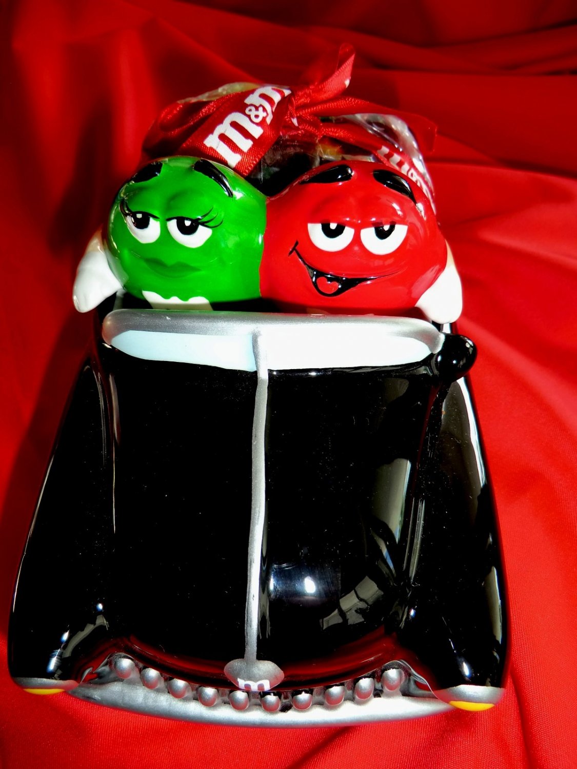 M&M Ceramic CAR Candy Dish Black and Silver