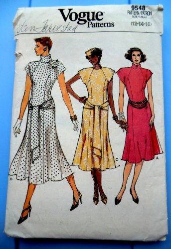 Vogue Pattern # 9548 UNCUT Misses Dress Size 12 14 16