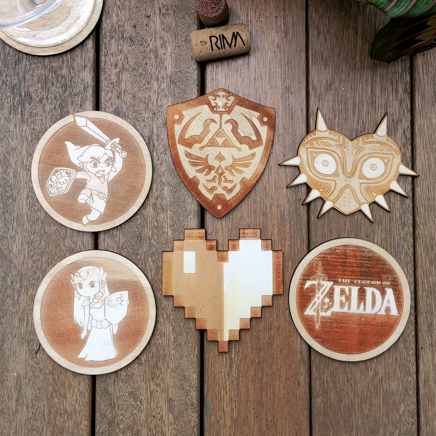 Set of 6 Legend of Zelda Wood Coasters - Cup Holder