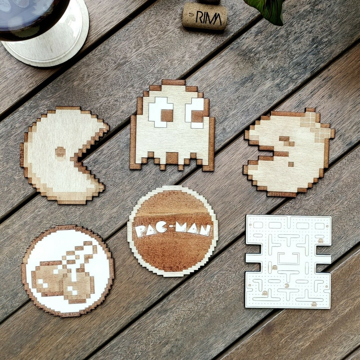 Set of 6 Pac Man Wood Coasters - Cup Holder - Pac-Man