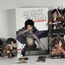 Attack on Titan No Regrets Vol 1 Manga w/4 Loyal Subjects Action Vinyl Figures +