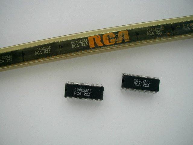 25 x CMOS CD4028BE 4028 RCA BCD to Decimal Decoder 16 pin