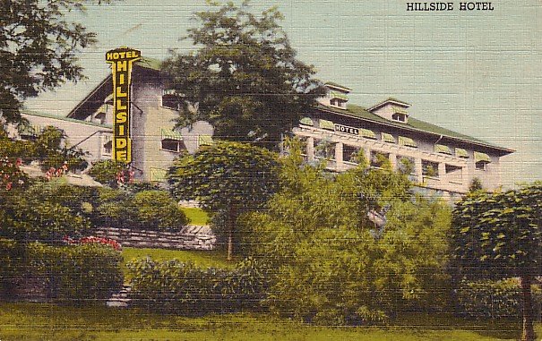 Hillside Hotel in Madison Indiana IN 1944 Curt Teich Linen Indiana Postcard - 0689