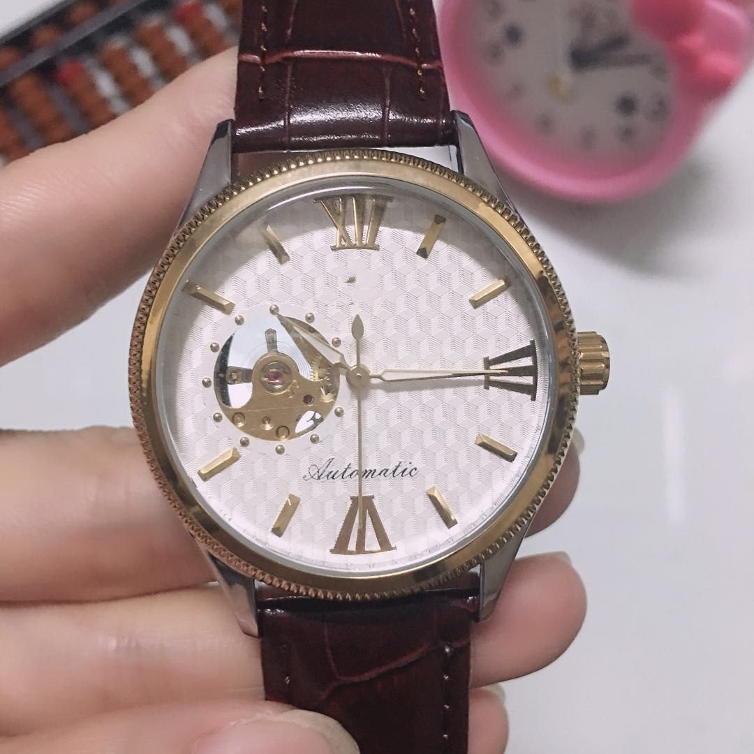 2_Automatic Mechanical Watch European Men's Hollow Out Fashion Calendar