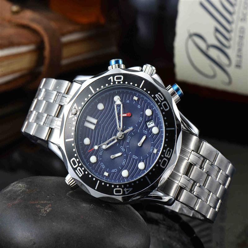 3_Six-Pin Full-Function Chronograph European Men's Watch