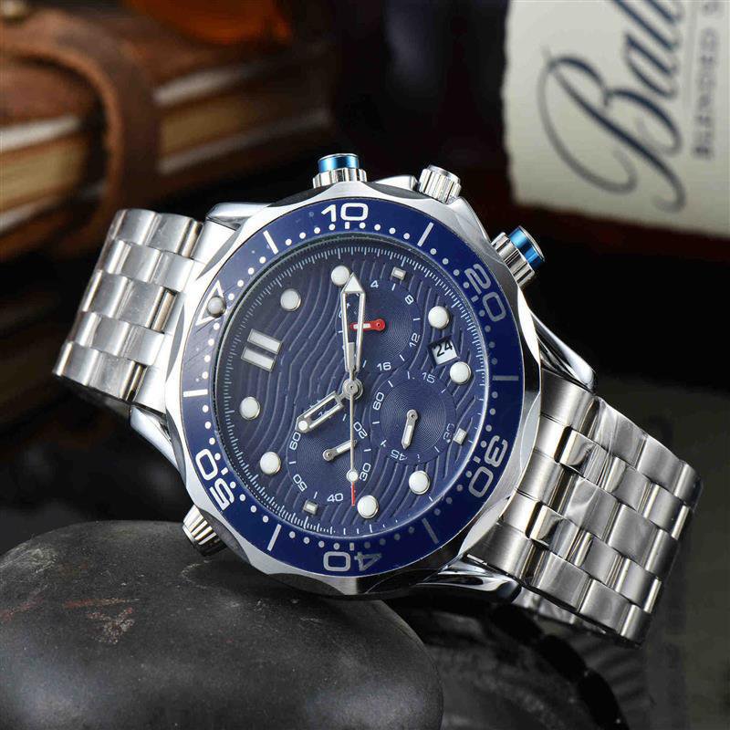 4_Six-Pin Full-Function Chronograph European Men's Watch