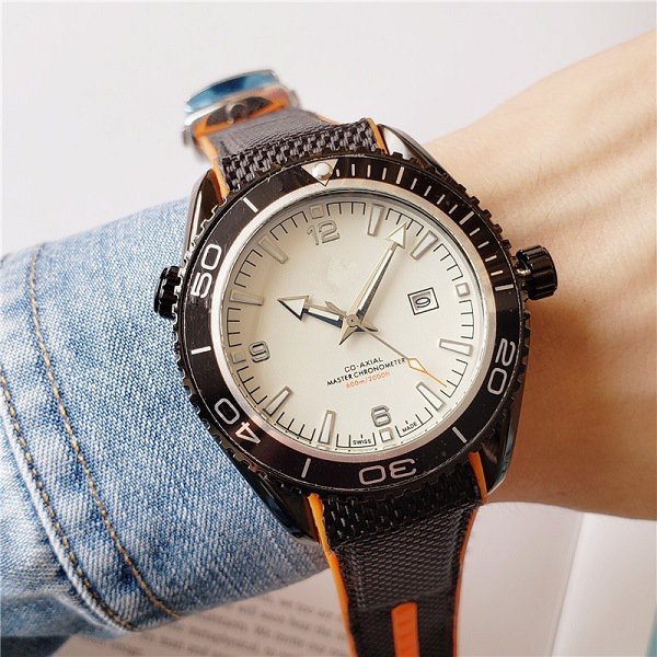 3_Quartz Watch New Micro-Business Hot European Brand Seahorse Men's Quartz Watch
