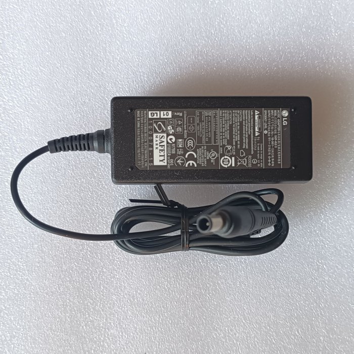 LG PSAB-L205C SHA1010L ADS-45SN-19-3 AC Power Adapter Supply 19V 2.1A