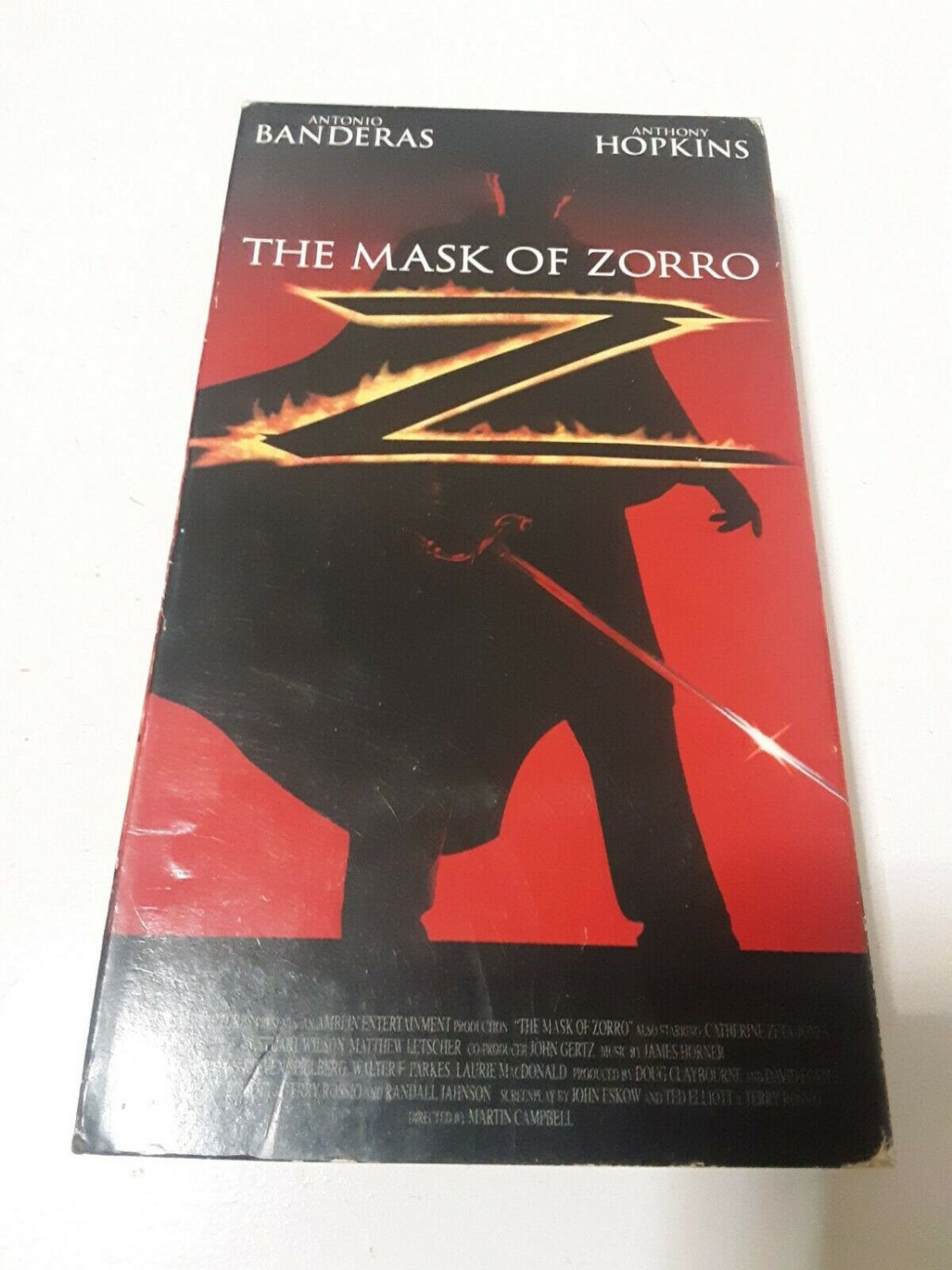 The Mask Of Zorro VHS Tape