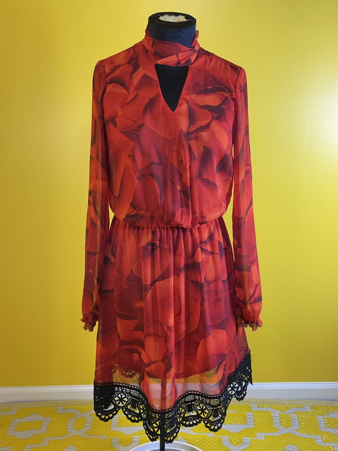 New York & Company XS Dress Red Black Polyester Lined Sheer Lace Long Sleeve