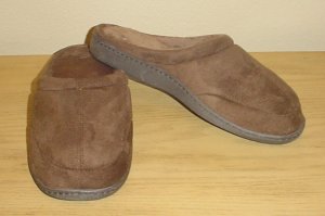 NIB Mens MICROSUEDE SLIPPERS Stafford Indoor/Outdoor PLUSH LINED SIZE 11-12 BROWN