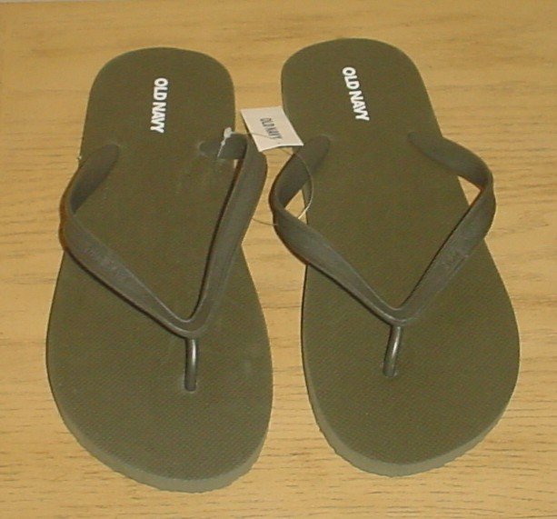NEW MENS Old Navy FLIP FLOPS Sandals SIZE 10-11 OLIVE GREEN Shoes