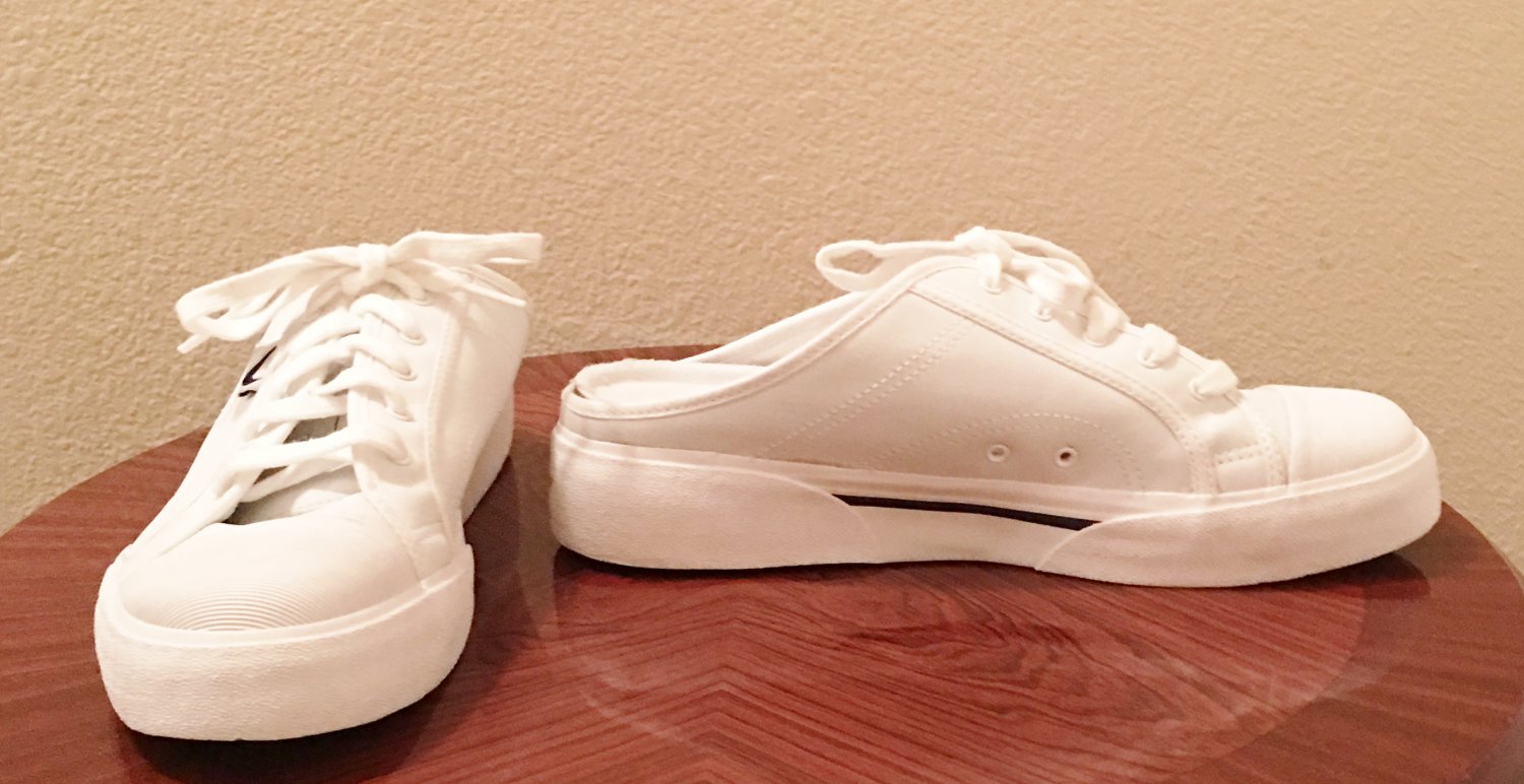 nike mule tennis shoes