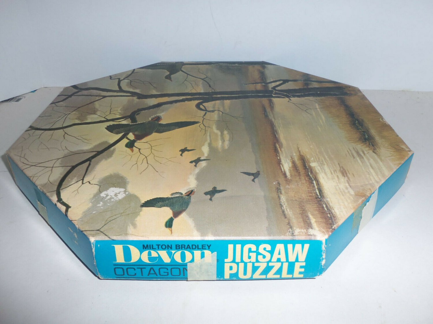 1966 Milton Bradley Octagonal HEADING SOUTH Ducks Jigsaw Puzzle COMPLETE 700pc
