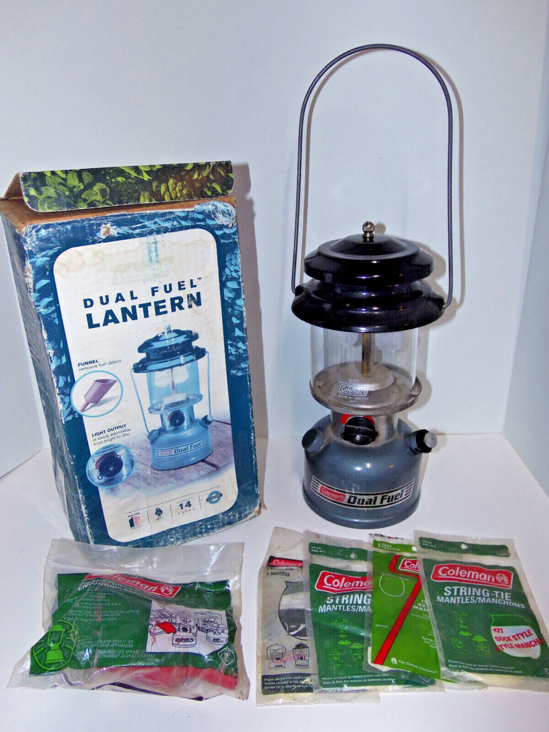 Vintage Working Coleman Dual Fuel 2Mantle Lantern Model 285700 w Box