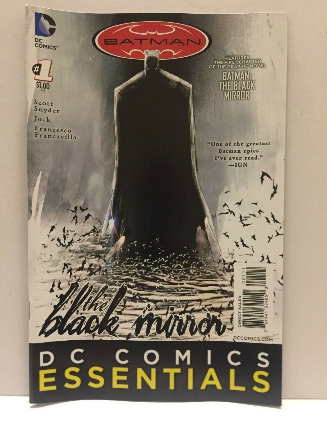 DC Comics DC Essentials Batman Black Mirror
