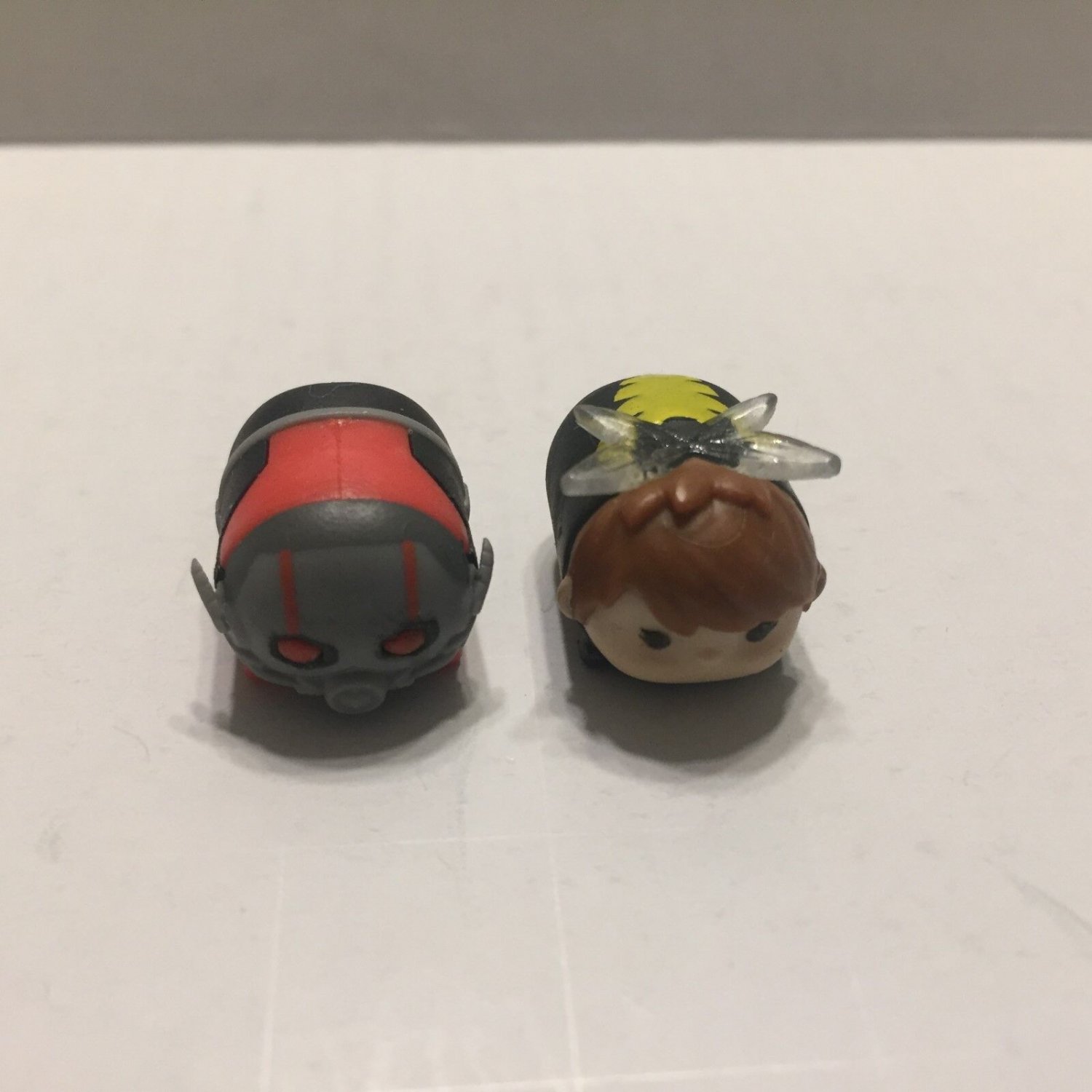 New Marvel Vinyl Small Tsum Tsum Figures - Ant-man & Wasp