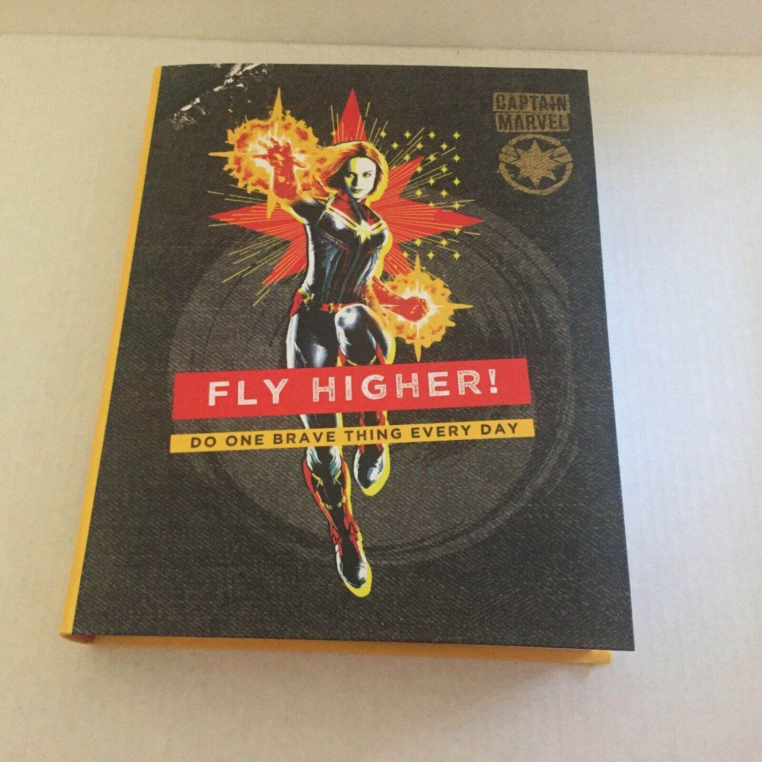 The Captain Marvel Empowerment Journal : Be Bold Every Day by Marvel