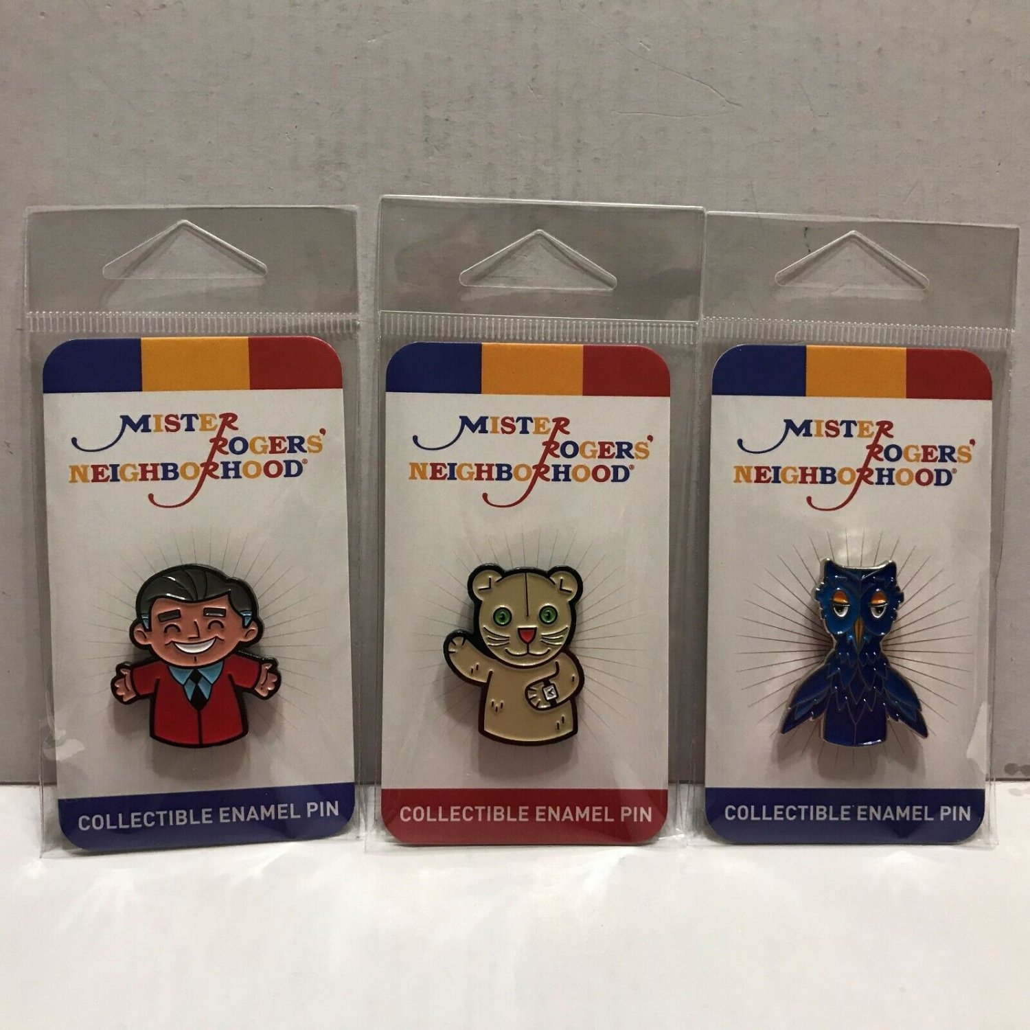2019 Los Angeles Comic Con Exclusive Mr Rogers 3 Pin Set