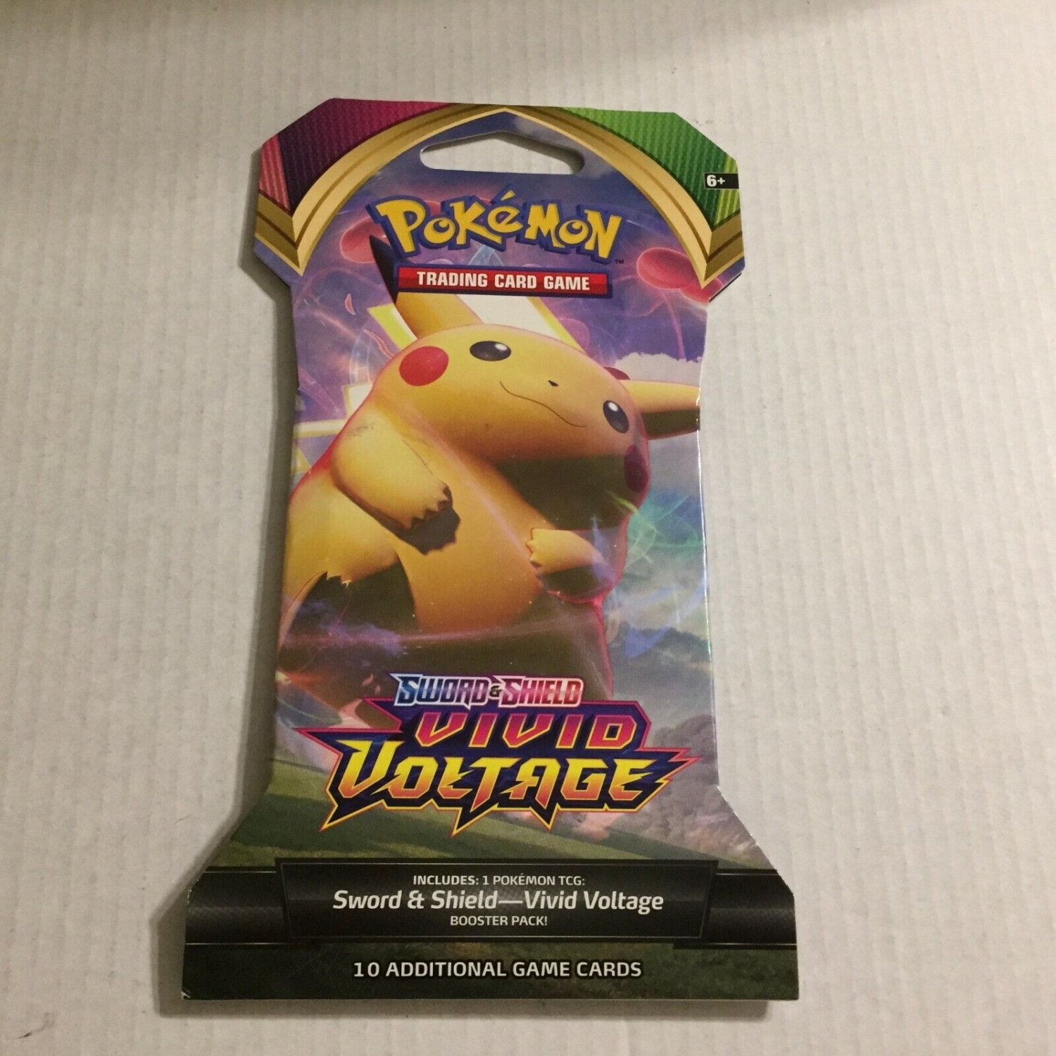 NEW Pokemon Sword & Shield Vivid Voltage Booster Pikachu