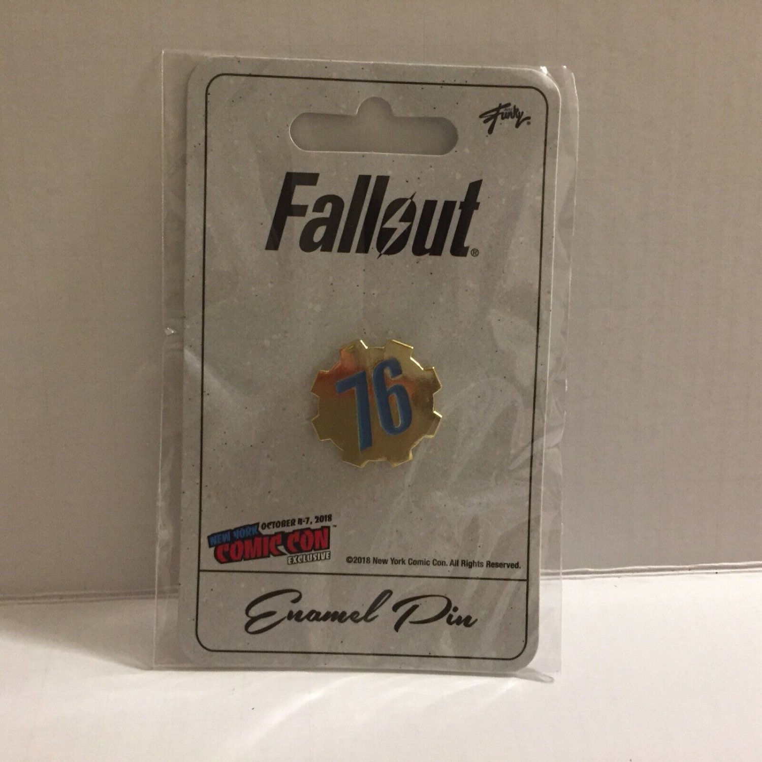 NEW Fallout 76 Enamel Pin New York Comic Con Exclusive