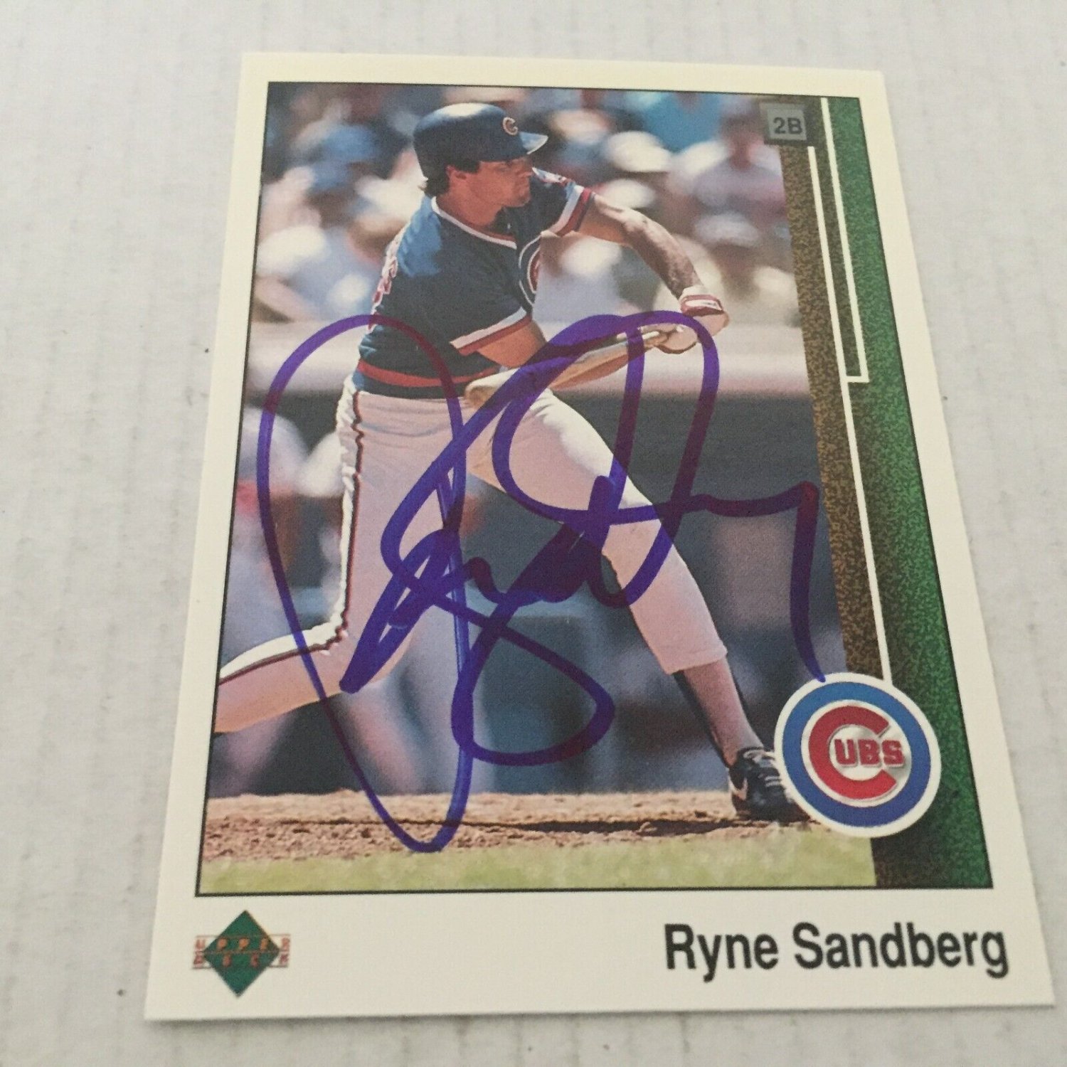 1989 Upper Deck Chicago Cubs Hall of Famer Ryne Sandberg Signed Card #120