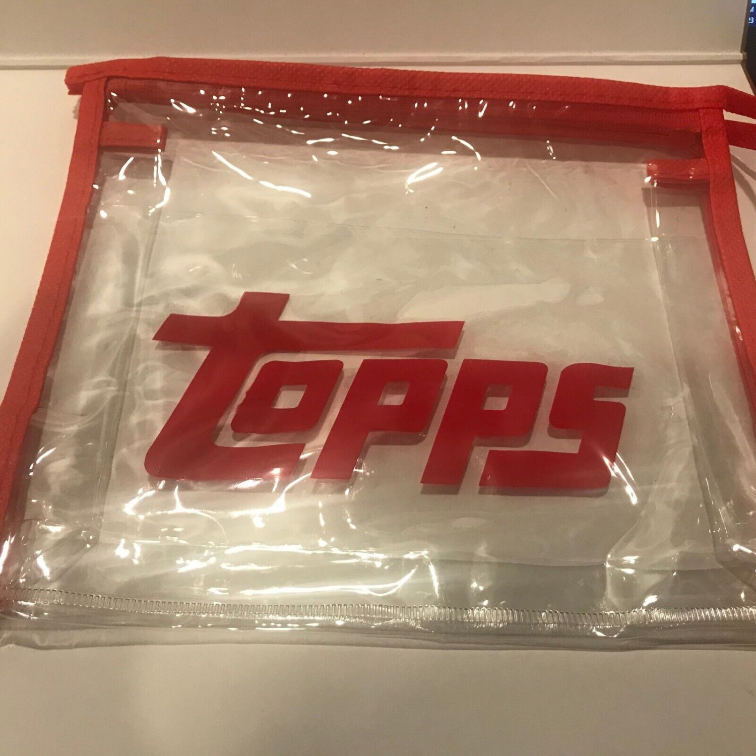 New Topps 8'' x 6'' x 1'' Plastic Pouch Holder