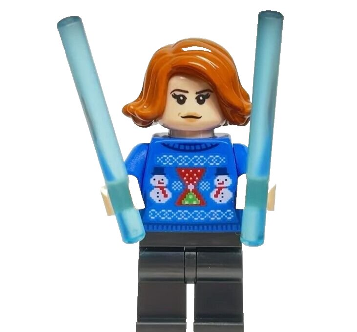 NEW Lego Marvel Holiday Black Widow Minifigure