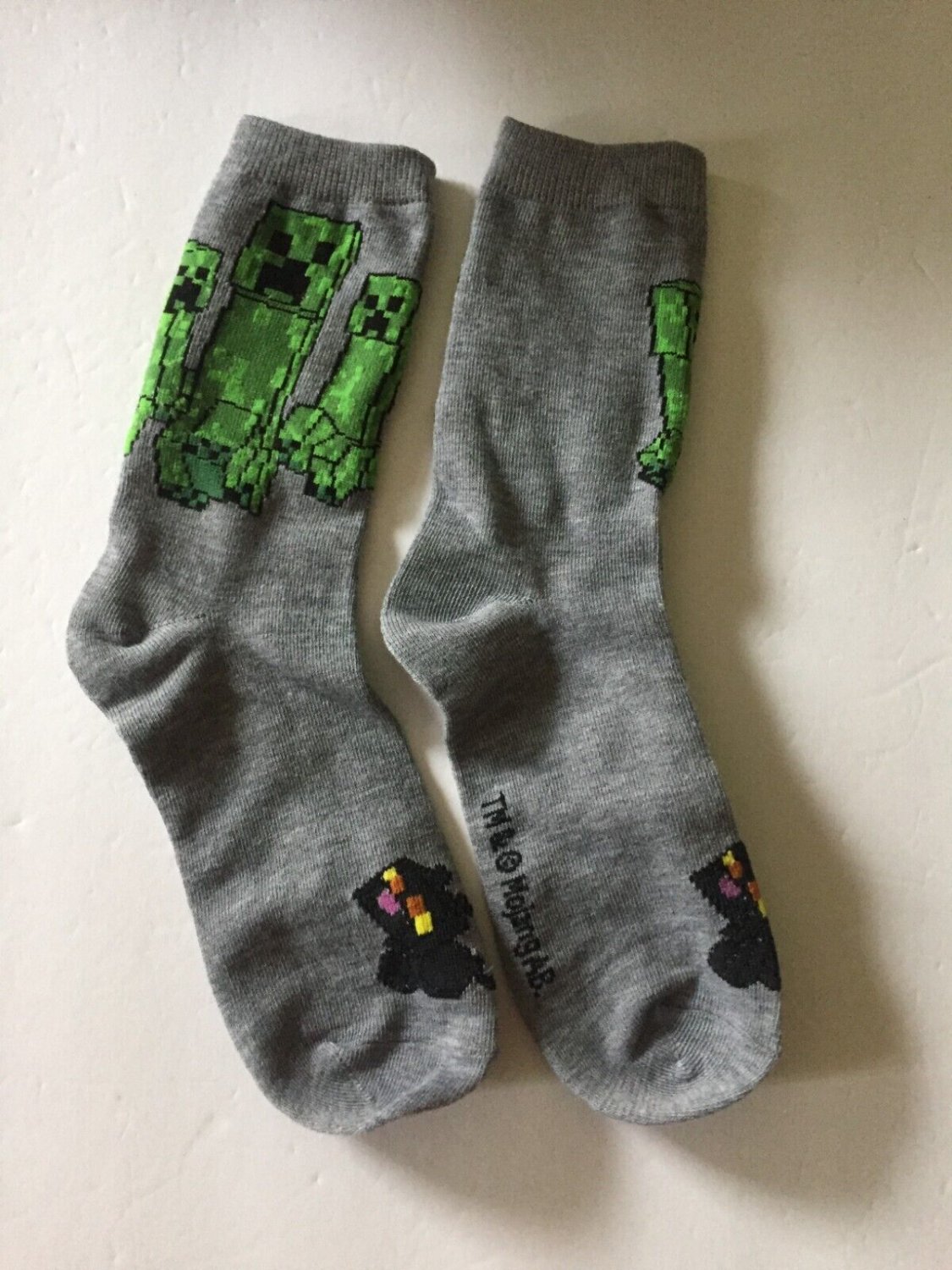 Boy's Minecraft Gray Creeper Long Crew Shoe Size 3-10 Socks