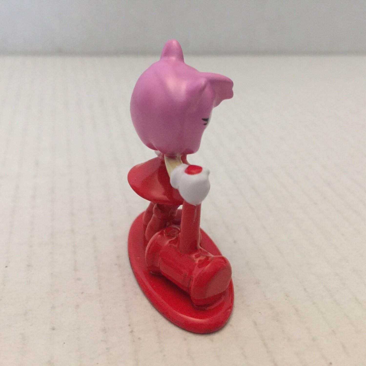 Sonic the Hedgehog Amy Rose 1.5'' Nano Metal Figure