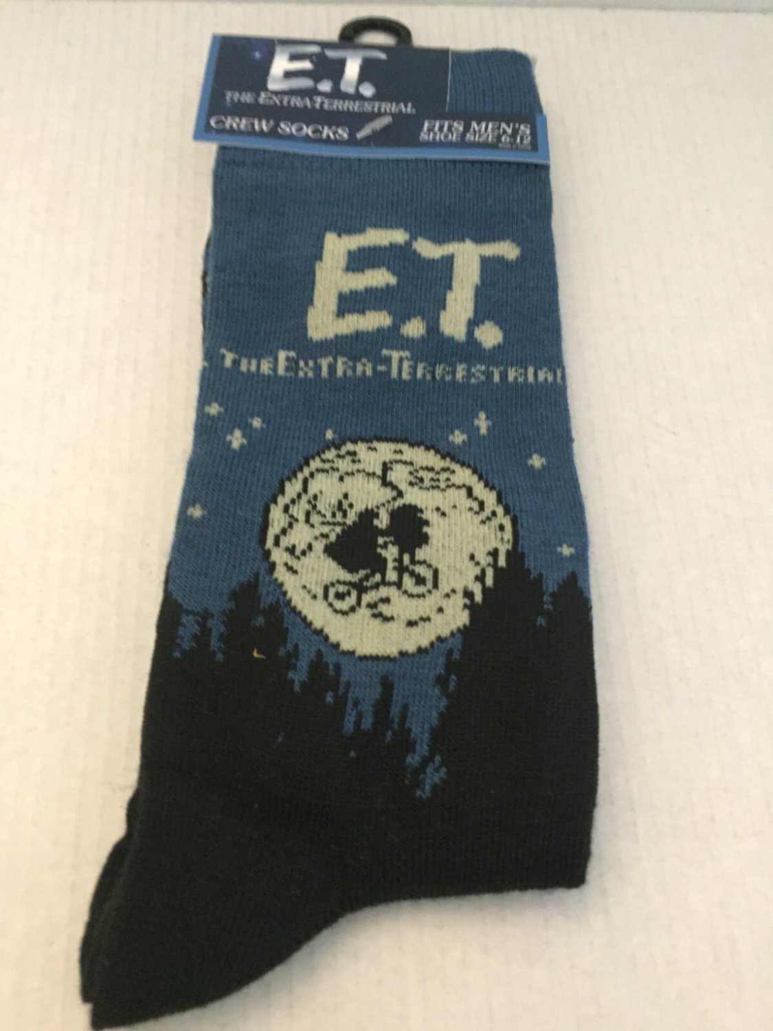 NEW E.T. The Extra Terrestrial Unisex Crew Socks Shoe Size 6-12