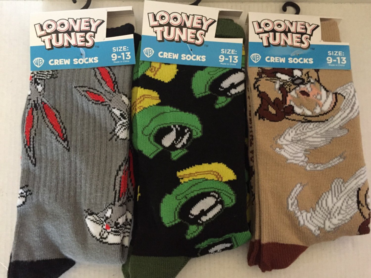 NEW Looney Toons Bugs Bunny, Marvin Martian & Taz Crew Socks, Size 9-13