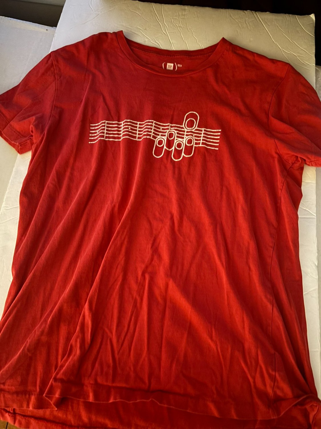 Preowned Official GAP James Joyce Guitar Men's Medium Red T-Shirt