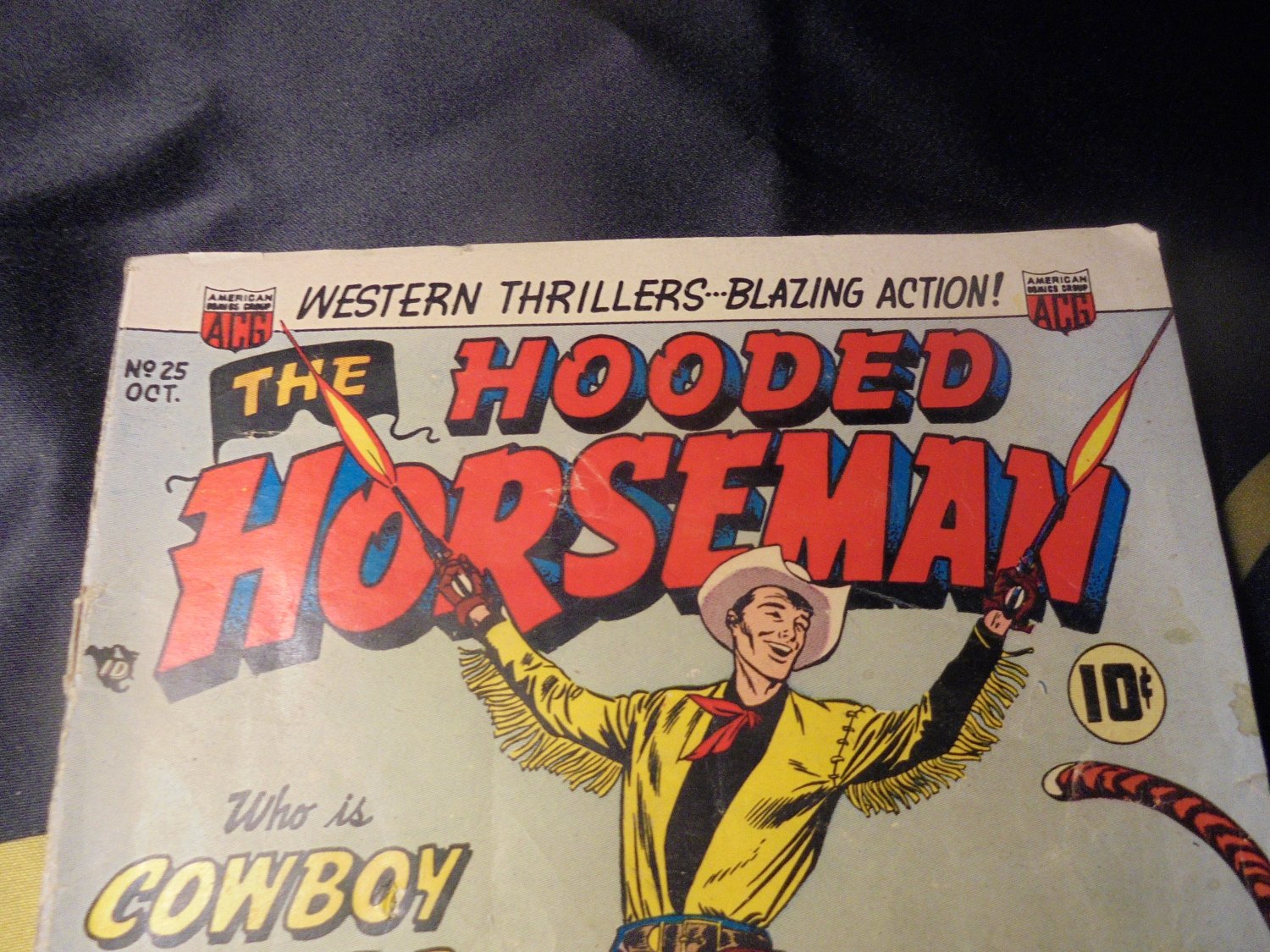 The HOODED HORSEMAN # 25, American Comics Group, Oct.1952!! $20.00