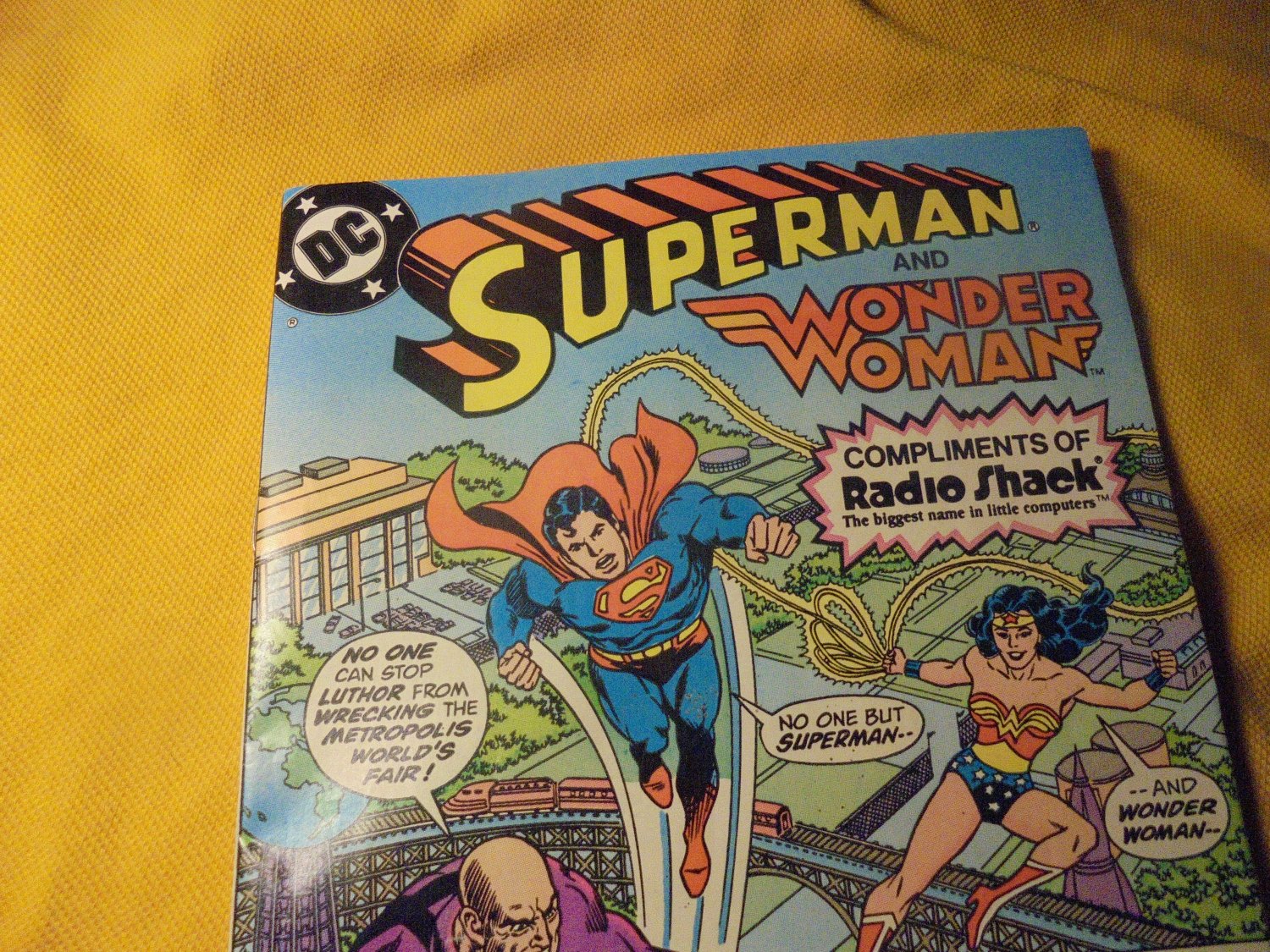 SUPERMAN & WONDER WOMAN Radio Shack PROMOTIONAL COMIC BOOK, DC Comics, 1982!! Asking $5.00 OBO!!