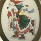 --PDF FILE- Skating Santa & Mrs Claus on ice - VINTAGE   CROSS STITCH PATTERN
