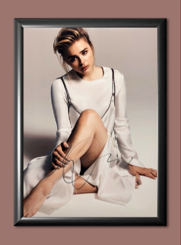 Chloe Grace Moretz Signed Autographed Photo Poster A4 8.3x11.7