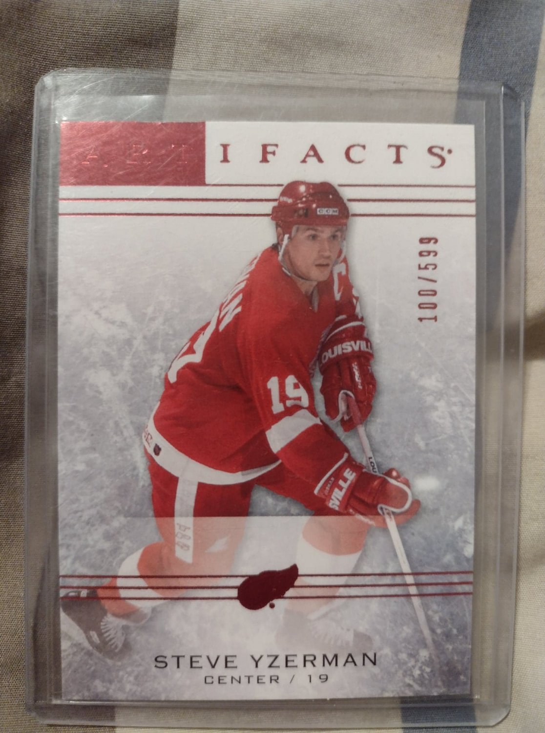 Steve Yzerman ~Ruby~ on the Detroit Red Wings -Artifacts- 100/599