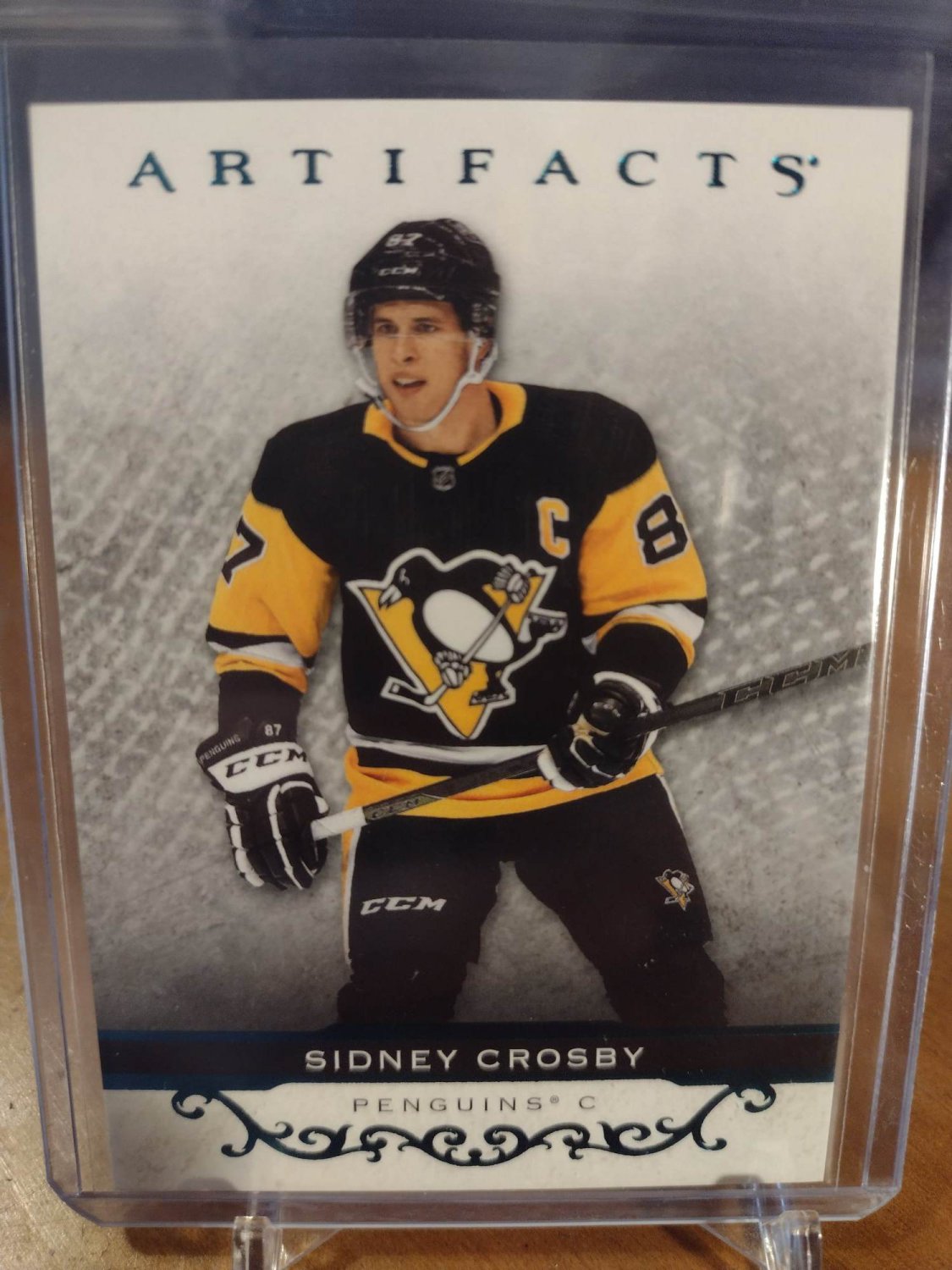 Sidney Crosby ~Torques~ on the Pittsburgh Penguins -Artifacts Retail-