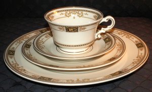 Syracuse Webster 91 Pc Service for 12 & Serving Pieces