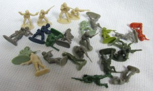Micro ARMY MEN 20 Hard Plastic Figures