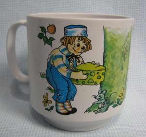 Vintage RAGGEDY ANN ANDY Drinking Cup Mug Oneida Ware