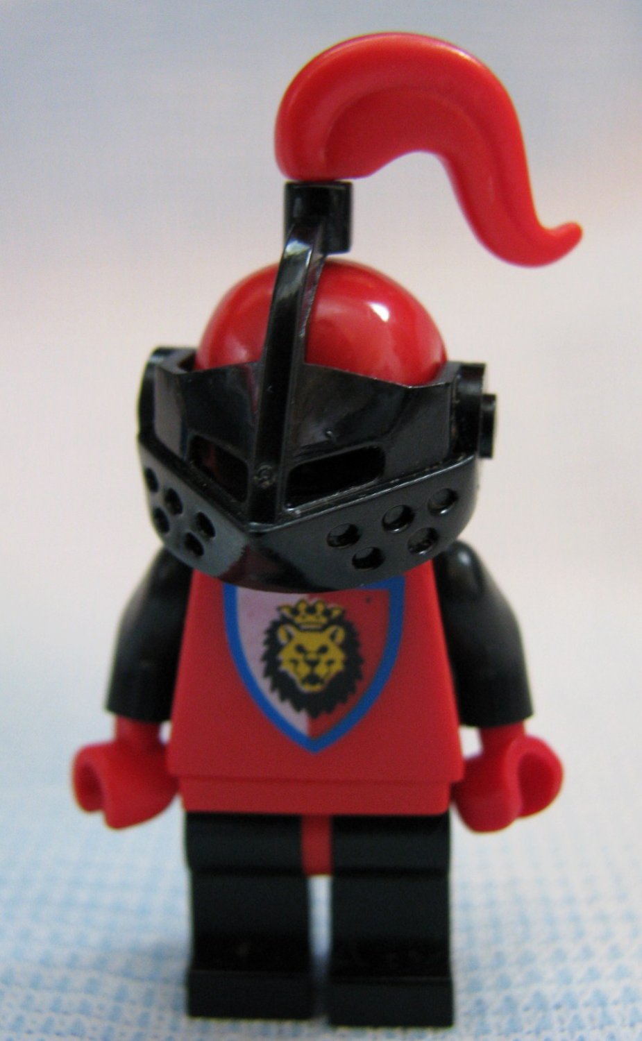 Lego Royal Knights Knight Mini Figure