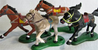 Mounted Horses Medieval Figures  ? Simba ?