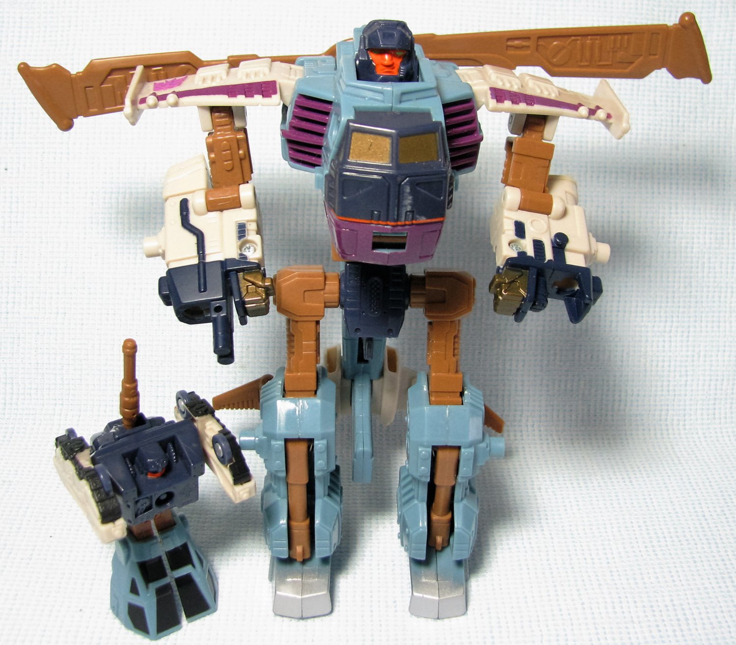 transformers armada cyclonus toy